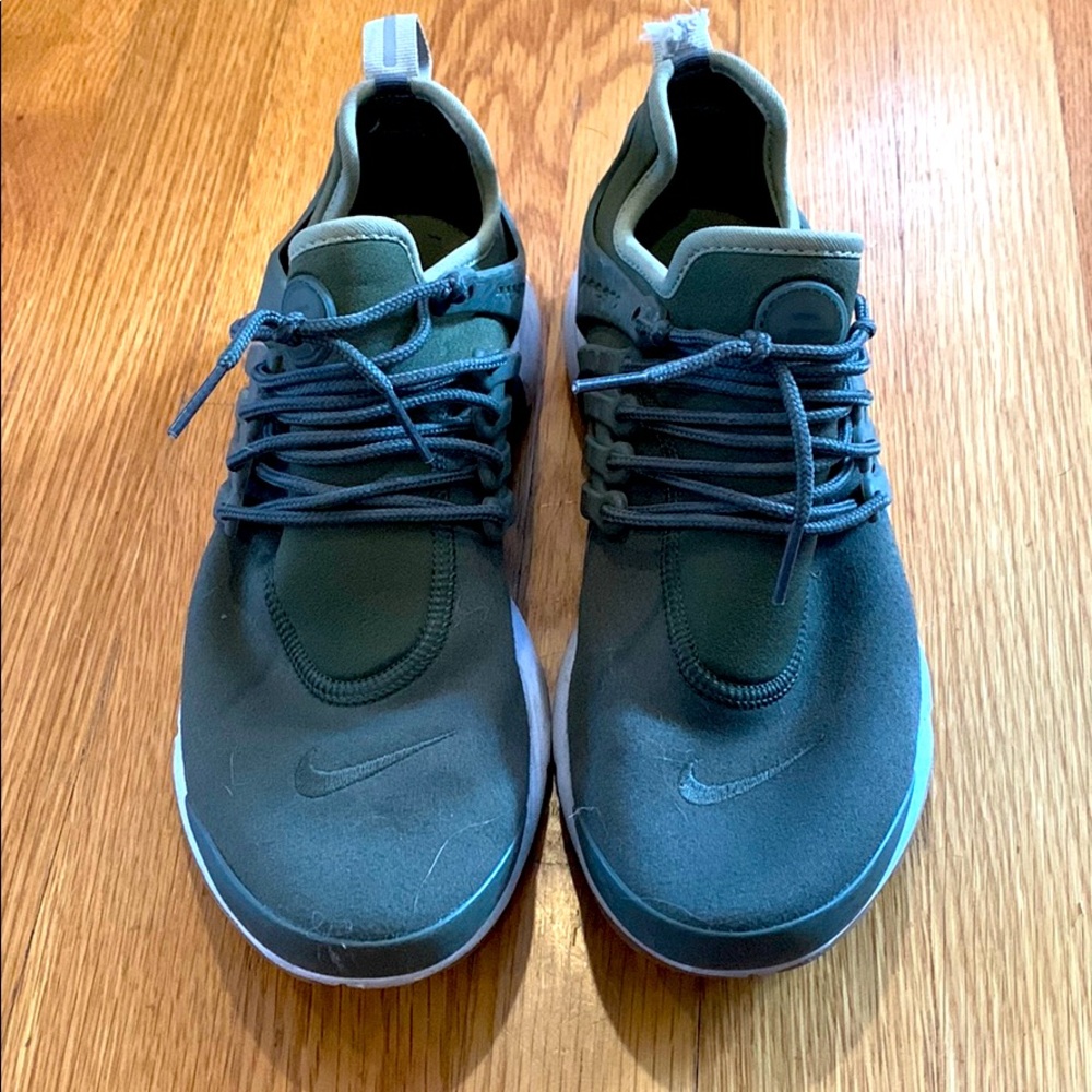 Nike Air